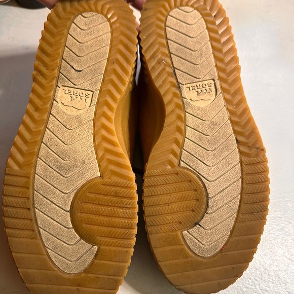 Sorel Ona Ave Waterproof Low top Platform Sneakers in Gold Canyon/Gum - Picture 6 of 7